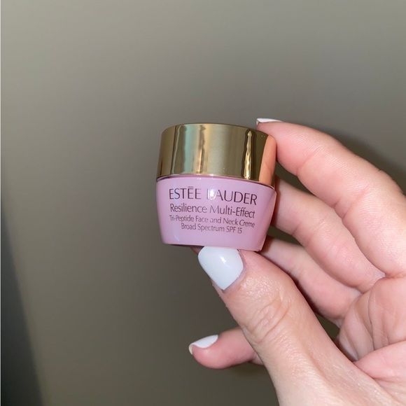 Brand new Estée Lauder 7 piece Skincare Set - Picture 7 of 8